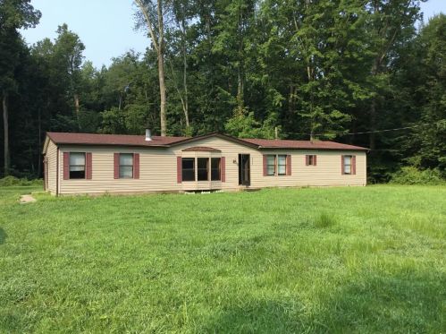 2955 Dunham Rd, Amelia, OH 45102-9743
