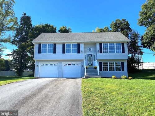 79 Lemen Ct, Hedgesville, WV 25427-3585