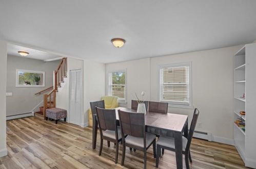 1736 Elmwood Ave, Warwick RI  02888-1104 exterior