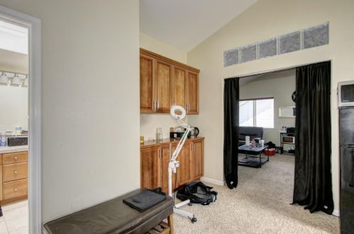 8675 Tennis Club Ct, Elk Grove CA  95624-3291 exterior