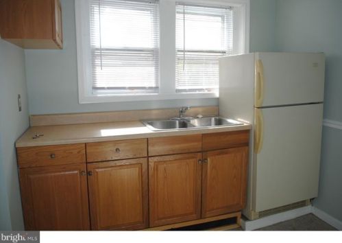 27 Washington Ave, Camden NJ  08108-3715 exterior