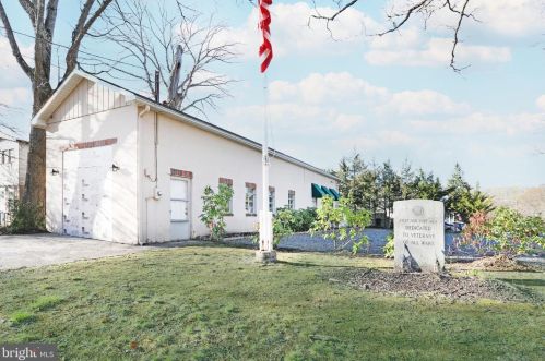 2410 Good Intent Rd, West Deptford NJ  08096-4420 exterior