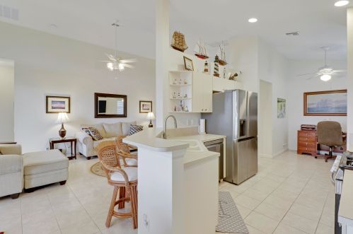 364 Sunview Way, Port Saint Lucie FL  34986-2900 exterior