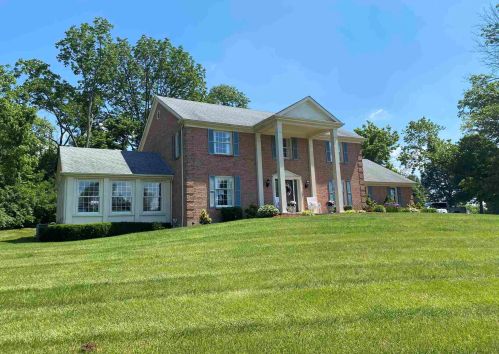 1070 Tudor Ln, Florence KY  41042-9647 exterior