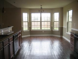 105 Vineland Parkway Dr, Big Spring KY  40175-8447 exterior