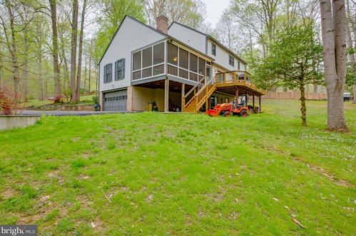 13874 Amy Ln, Nokesville VA  20181-3210 exterior