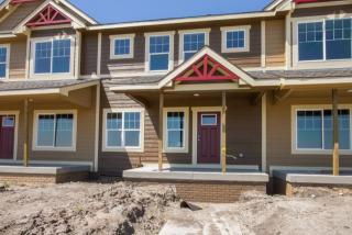 207 Heritage Ln, Ankeny, IA 50023-2572