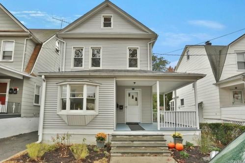 25 Treno St, New Rochelle, NY 10801-2724