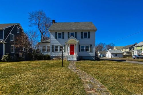 2 Wilbur Blvd, Poughkeepsie NY  12603-3406 exterior