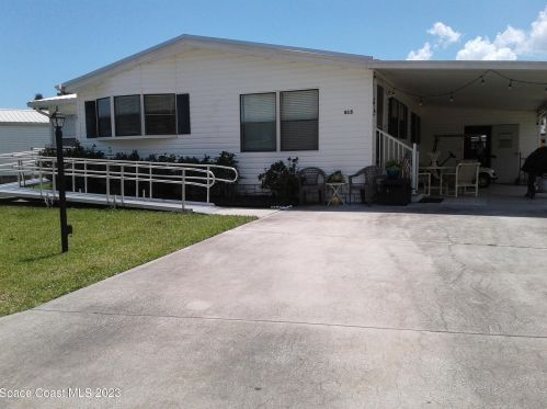 815 Bougainvillea Cir, Sebastian, FL 32976-7682