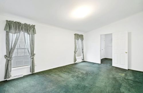 39367 Montour Ct, Pittsburgh PA  15239-2379 exterior