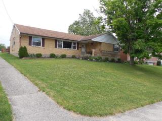 420 Sunland Dr, Cincinnati, OH 45238-5125