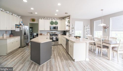 451 Hughs Rd, Charles Town WV  25414-5554 exterior