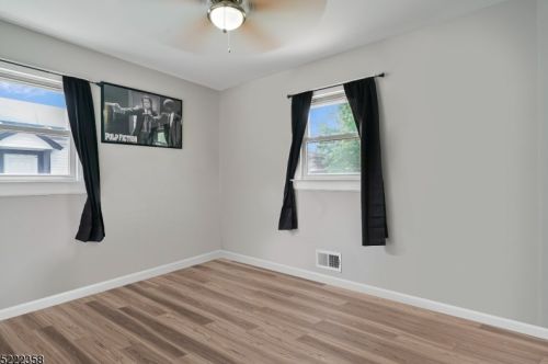 906 Lincoln Ave, Manville NJ  08835-2458 exterior