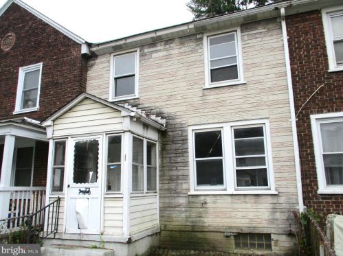 2837 Idaho Rd, Camden, NJ 08104-2810