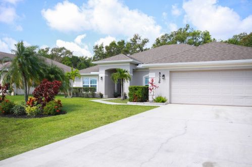 5326 Milner Dr, Fort Pierce, FL 34983-3364