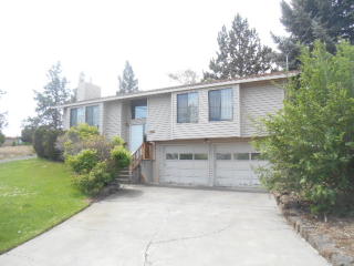736 Madison St, Metolius, OR 97741-1135