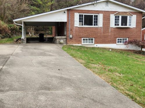18 Huntemann Ln, Newport, KY 41075-1447
