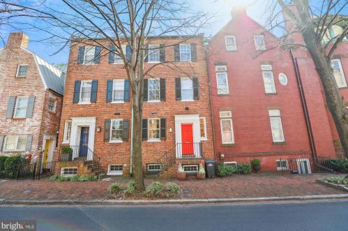3422 Q St, Washington, DC 20007-2718