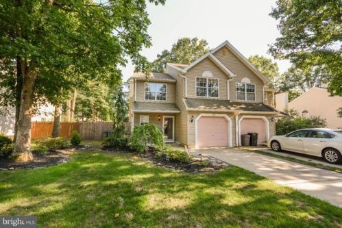 221 Franklin Ave, Berlin Boro, NJ 08009-8904