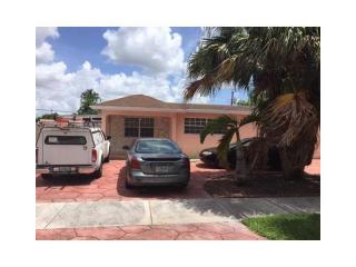 7885 174th Ter, Hialeah, FL 33015-3619
