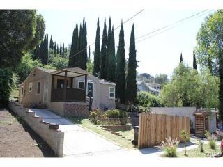 1710 Winmar Dr, Los Angeles, CA 90065-2638