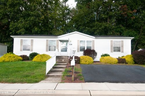116 Woody Rd, East Freehold, NJ 07728-3419