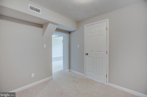 10600 Woodland Dr, Fredericksburg VA  22407-7759 exterior