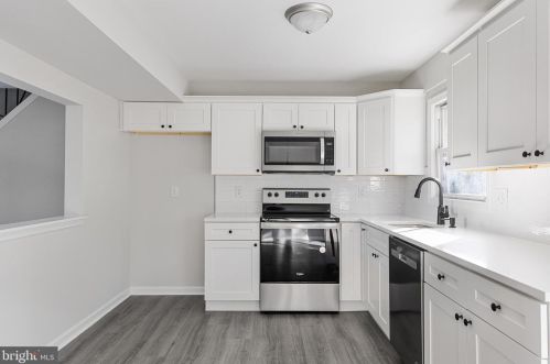 37 Holstone Ln, Willingboro NJ  08046-1817 exterior