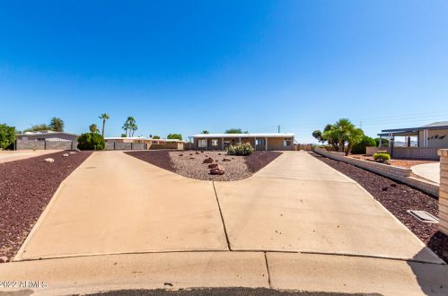 9241 Sun Lakes Blvd, Chandler, AZ 85248-7038