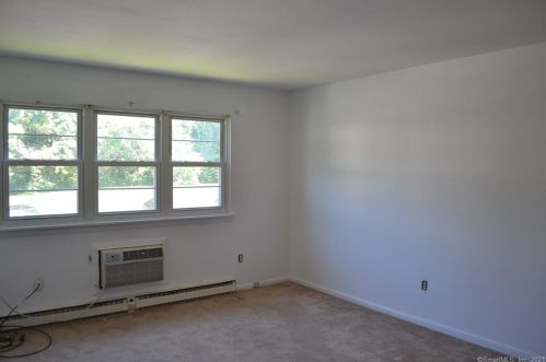 69 Belair Dr, Northville, CT 06776-2439