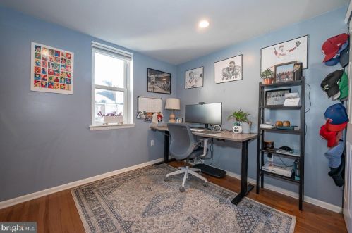 2041 Carpenter St, Philadelphia PA  19146-2616 exterior