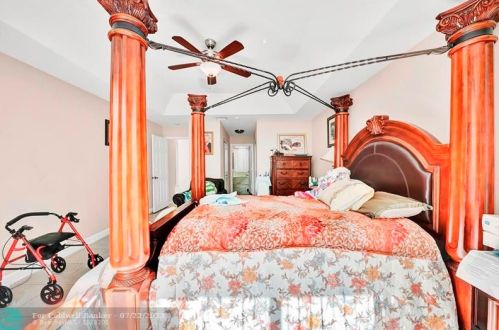 1578 191st Ave, Hollywood FL  33029-6149 exterior