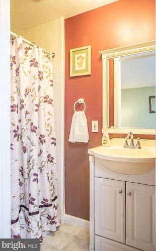 3937 Mill Rd, Collegeville PA  19426-1311 exterior