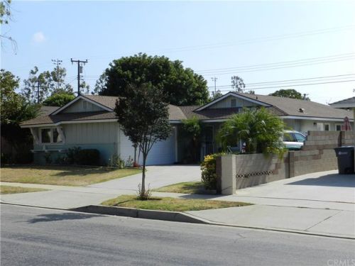 19110 Campaign Dr, Long Beach, CA 90746-2020