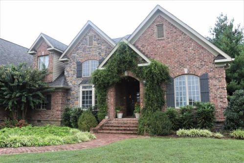 100 Alpine Ct, Franklin, TN 37069-6551