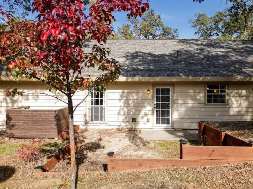 17823 Silver Pine Dr, Lake Wildwood CA  95946-9596 exterior