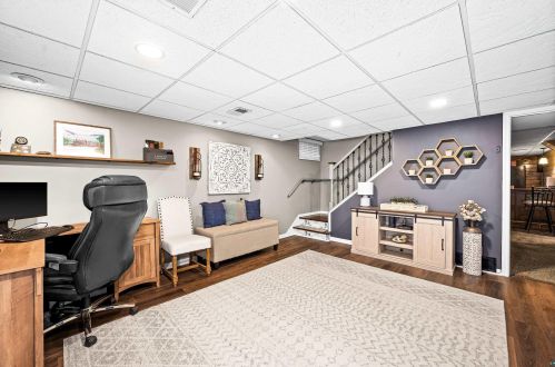 4230 Dodge St, Duluth MN  55804-1448 exterior