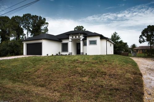 3509 38th St, Lehigh Acres, FL