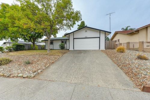 9847 Beachwood Dr, Citrus Heights CA  95662-5505 exterior