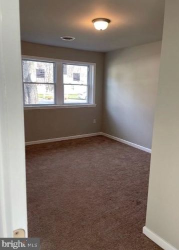 140 Bunche Blvd, Wilmington, DE 19801-5772