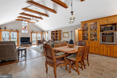 11283 Claiborne Crossing Rd, Fredericksburg, VA 22408-9346