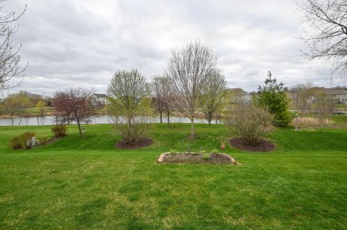 3736 Stillwater Cir, Waukesha, WI 53189-6838