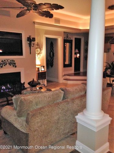 84 Locust Ave, West Long Branch NJ  07764-1656 exterior
