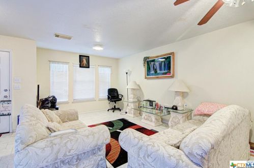 3405 Sante Fe Trl, Seguin, TX 78155-7305
