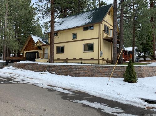 2674 Kubel Ave, South Lake Tahoe, CA 96150-3218
