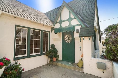 1122 Raleigh St, Glendale, CA 91205-2532