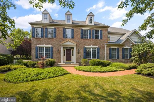 725 Stewarts Way, Yardley, PA 19067-4356