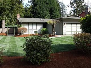16423 29th Dr, Bothell WA  98012-6066 exterior