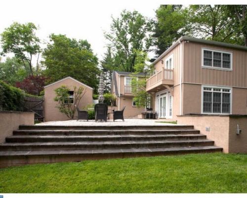 105 Radnor Ave, Ithan, PA 19085-1209